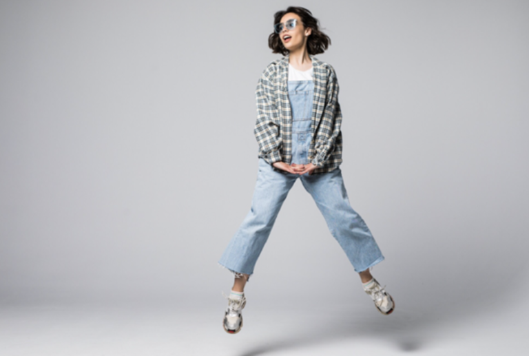 How to Style Flare Jeans for Every Occasion